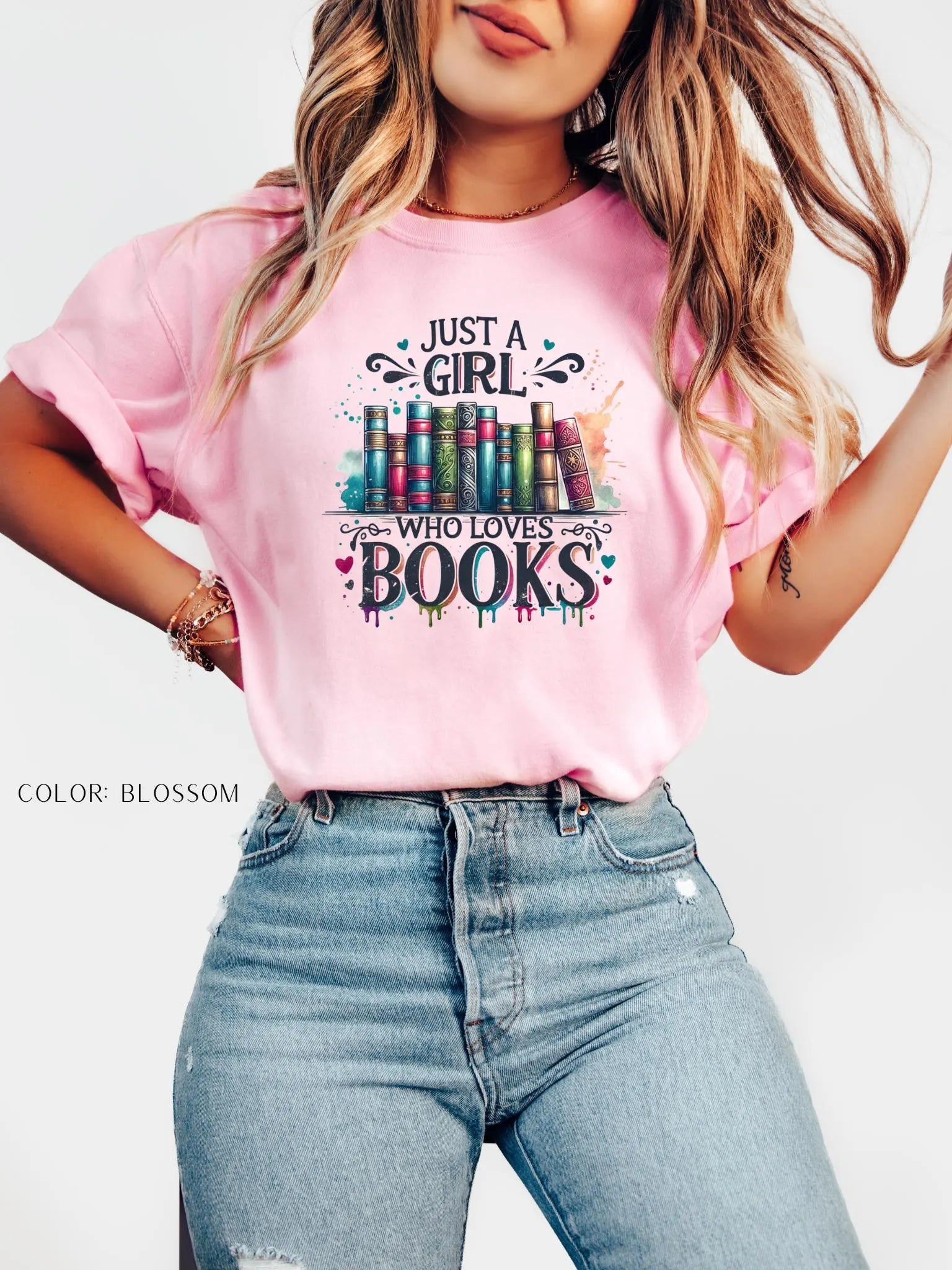 Just A Girl Who Loves Books T-Shirt