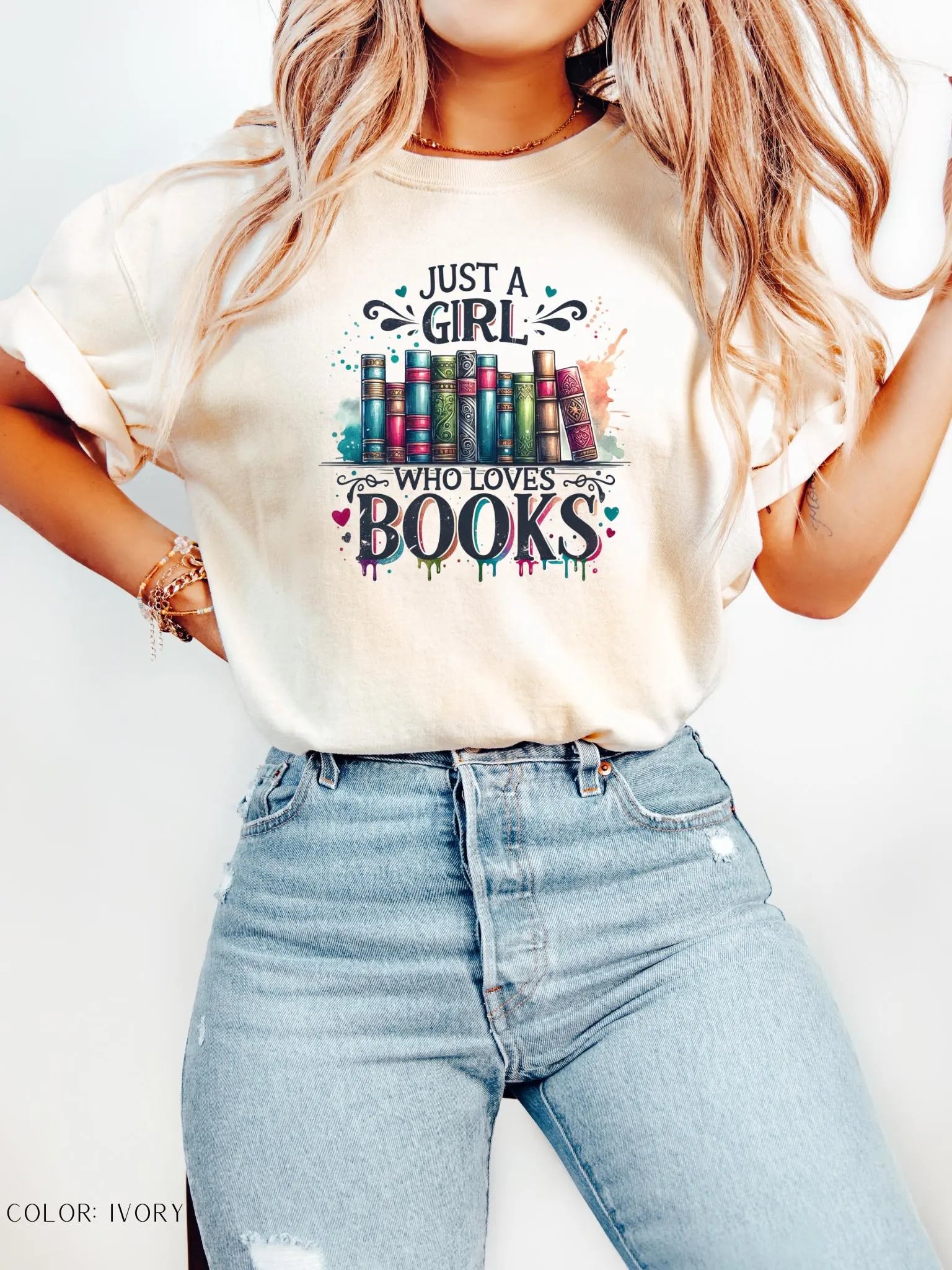 Just A Girl Who Loves Books T-Shirt