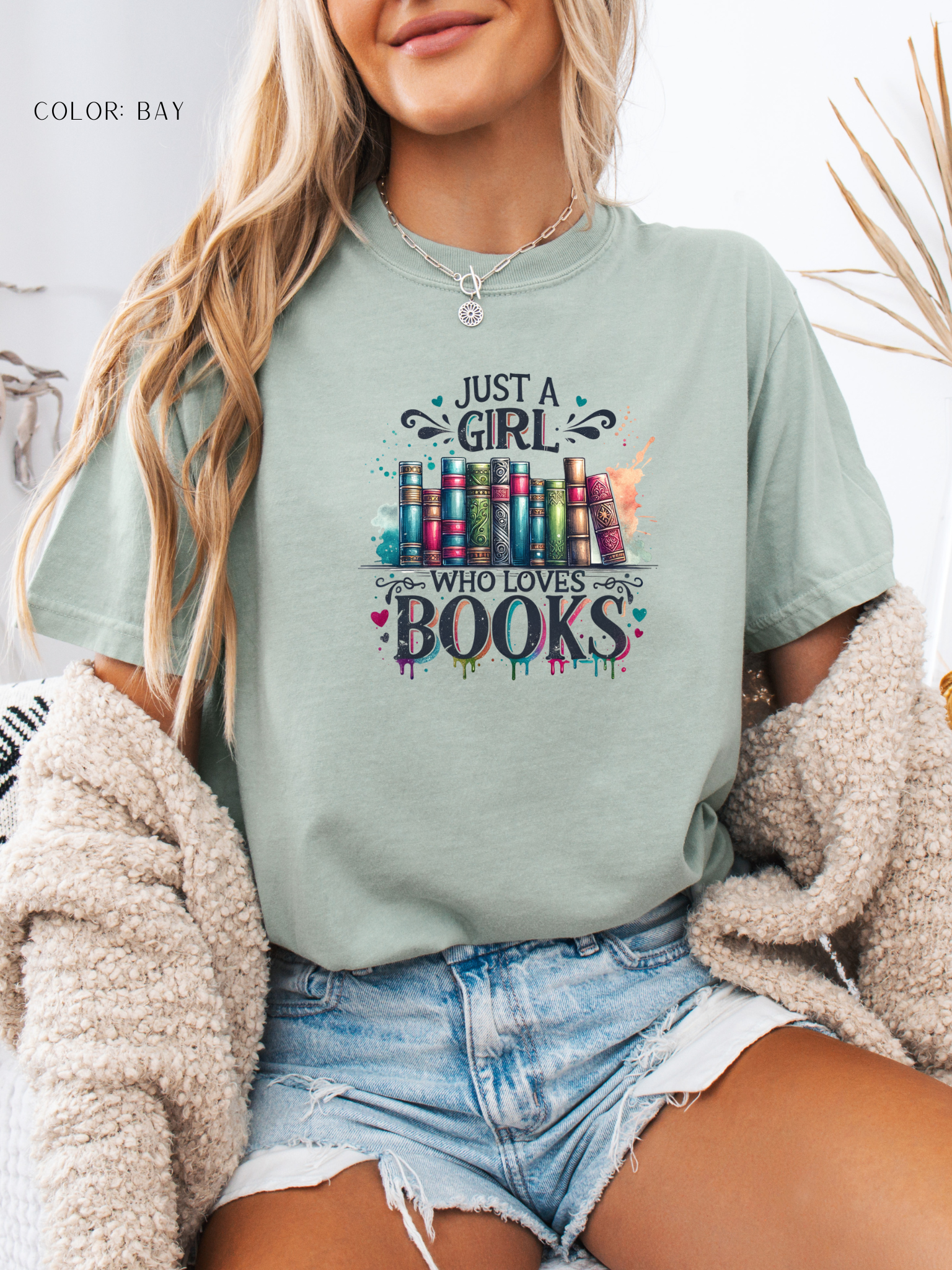 Just A Girl Who Loves Books T-Shirt