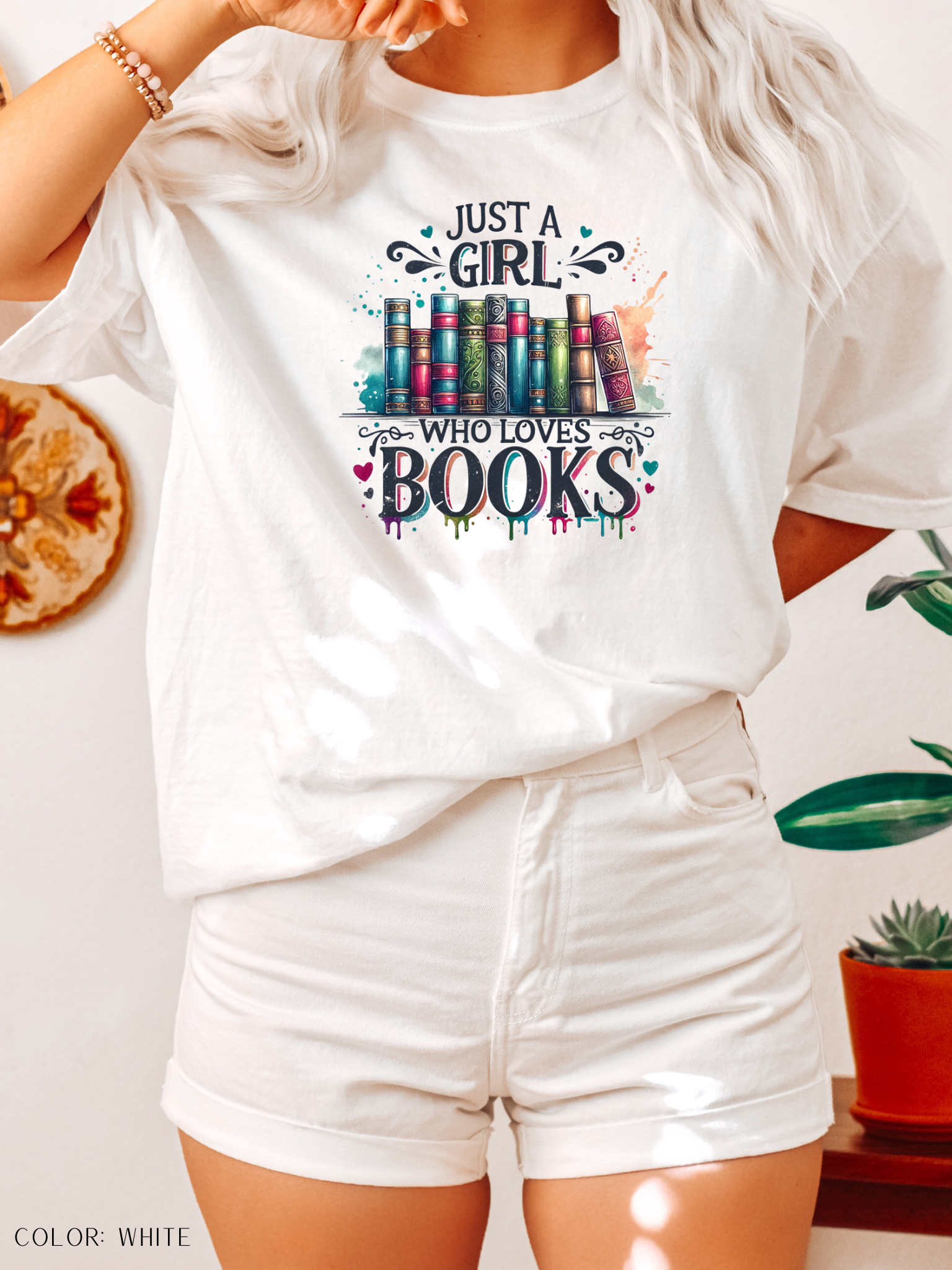 Just A Girl Who Loves Books T-Shirt