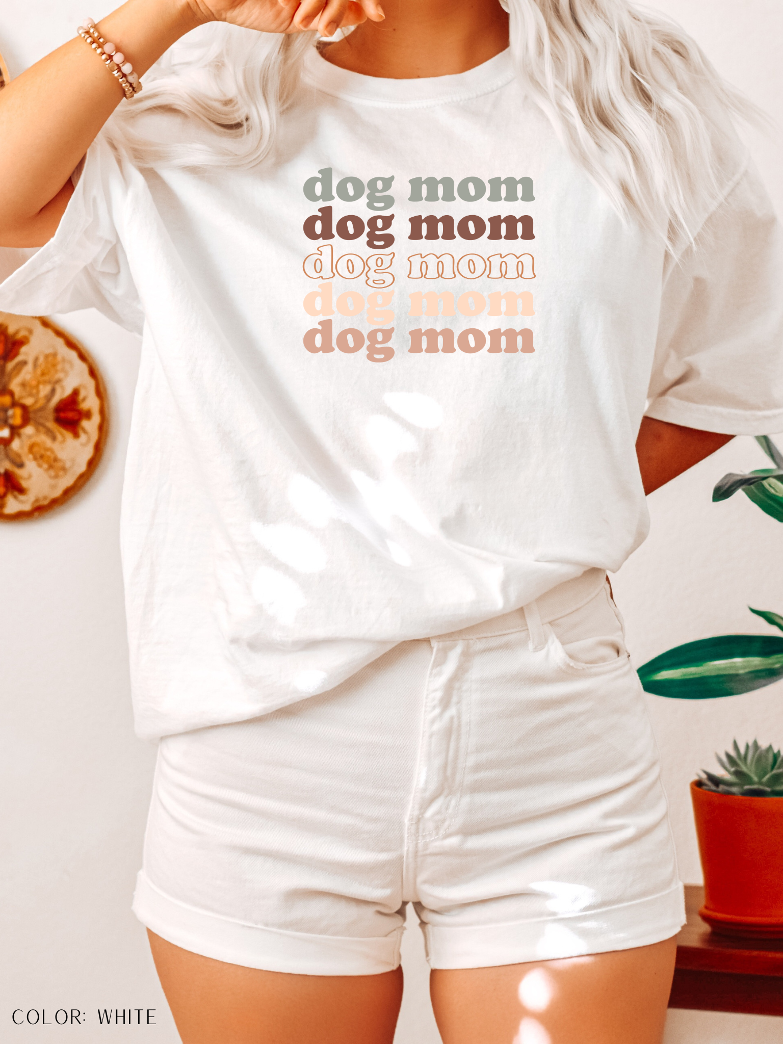 Dog Mom Neutral Print T-Shirt