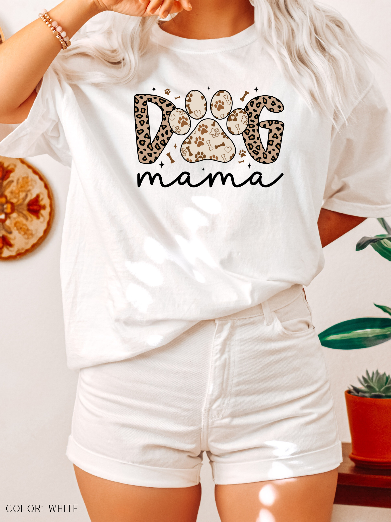 Dog Mama Leopard Print Paw T-Shirt