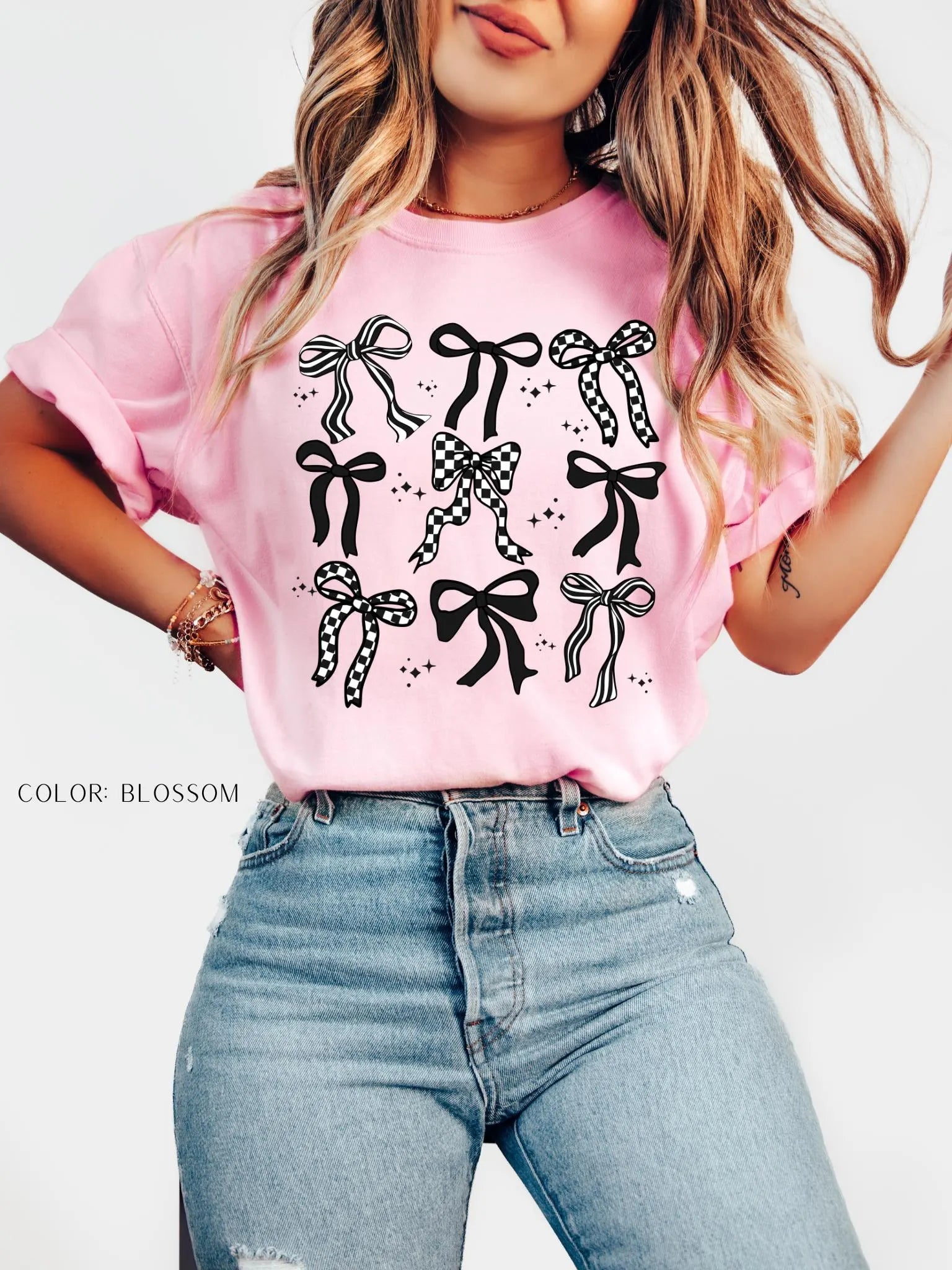 Black and Checkered Bow Coquette Design T-Shirt