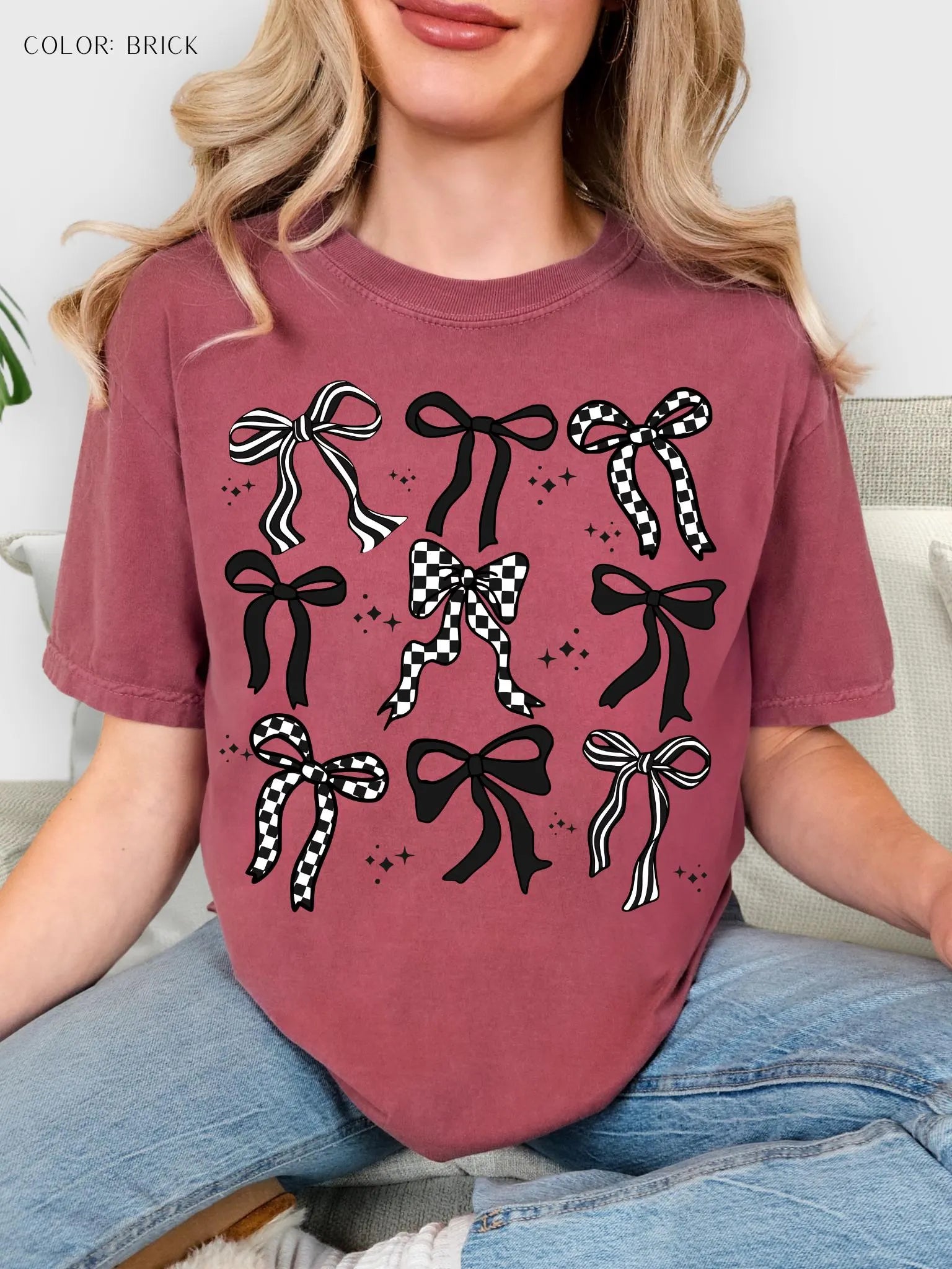 Black and Checkered Bow Coquette Design T-Shirt