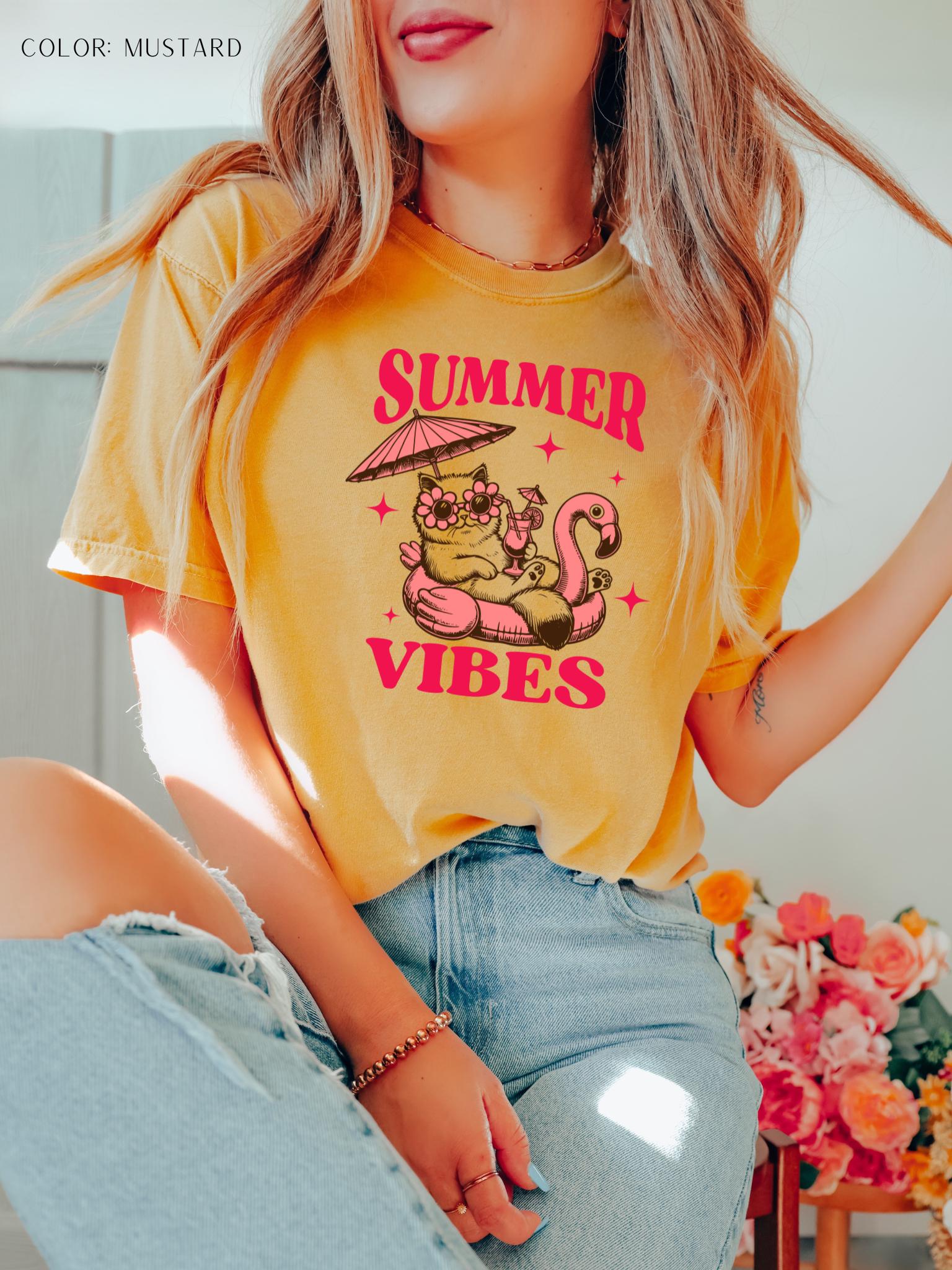 Summer Vibes Cute Cat T-Shirt