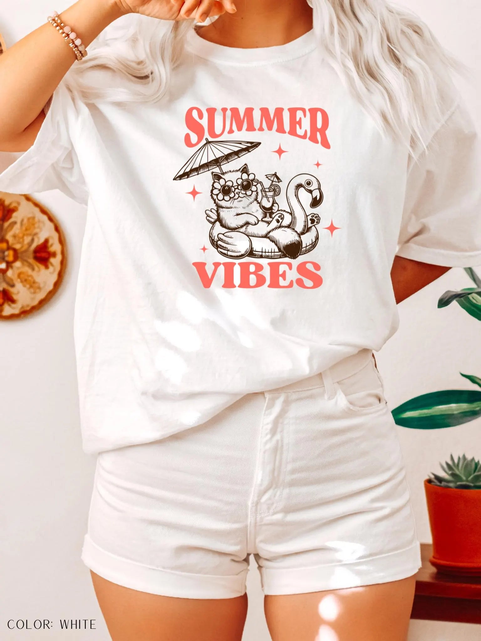 Summer Vibes Cute Cat T-Shirt